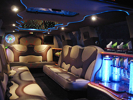 Fort Worth Ford Excursion Limo Rates, Limousine, White, Black Car Service, Wedding, Round Trip, Anniversary, Nightlife, Getaway, Birthday, Brewery Tour, Wine Tasting, Funeral, Memorial, Bachelor, Bachelorette, City Tours, Events, Concerts, Airport, SUV