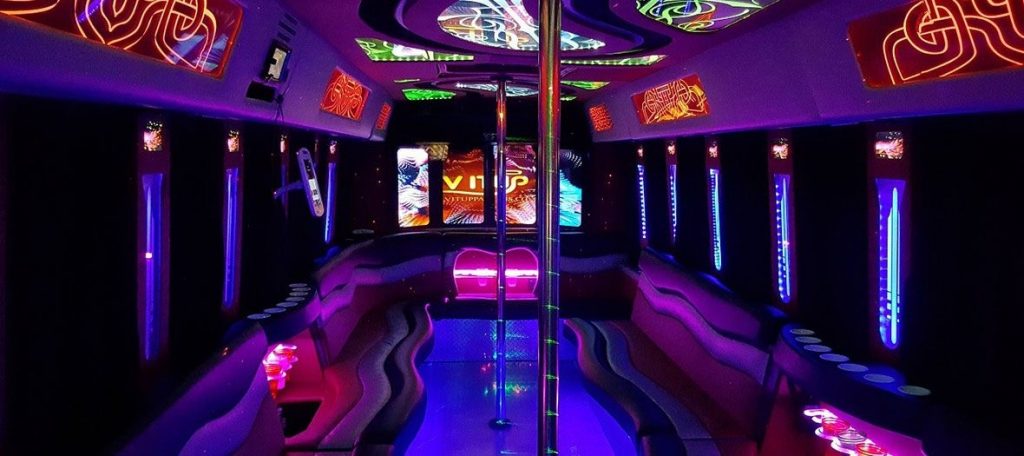 Fort Worth Party Bus Rates, Limo, Charter, Shuttle, City Tours, Weddings, Birthday, Bar club Crawl, Wine Tasting, Brewery Tour, Concert, Music Venue, Luxury, Tailgating, Corporate